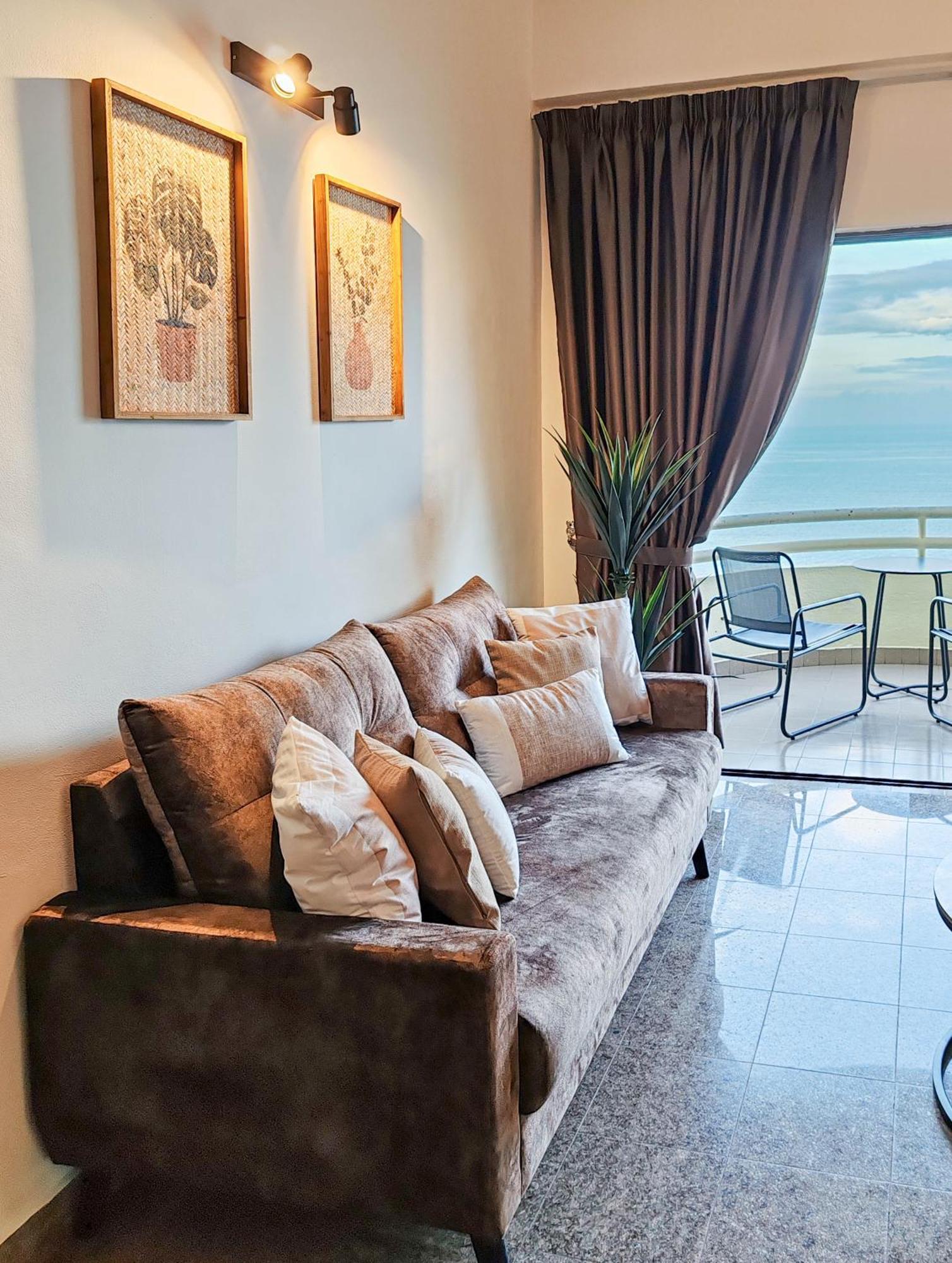 'Newly Refurbished' 'Sunny Seaview' At Regency With 2 Carpark By Shine Stay พอร์ตดิ๊กสัน ภายนอก รูปภาพ
